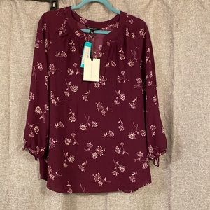 NWT 41 Hawthorn L Wine Blouse